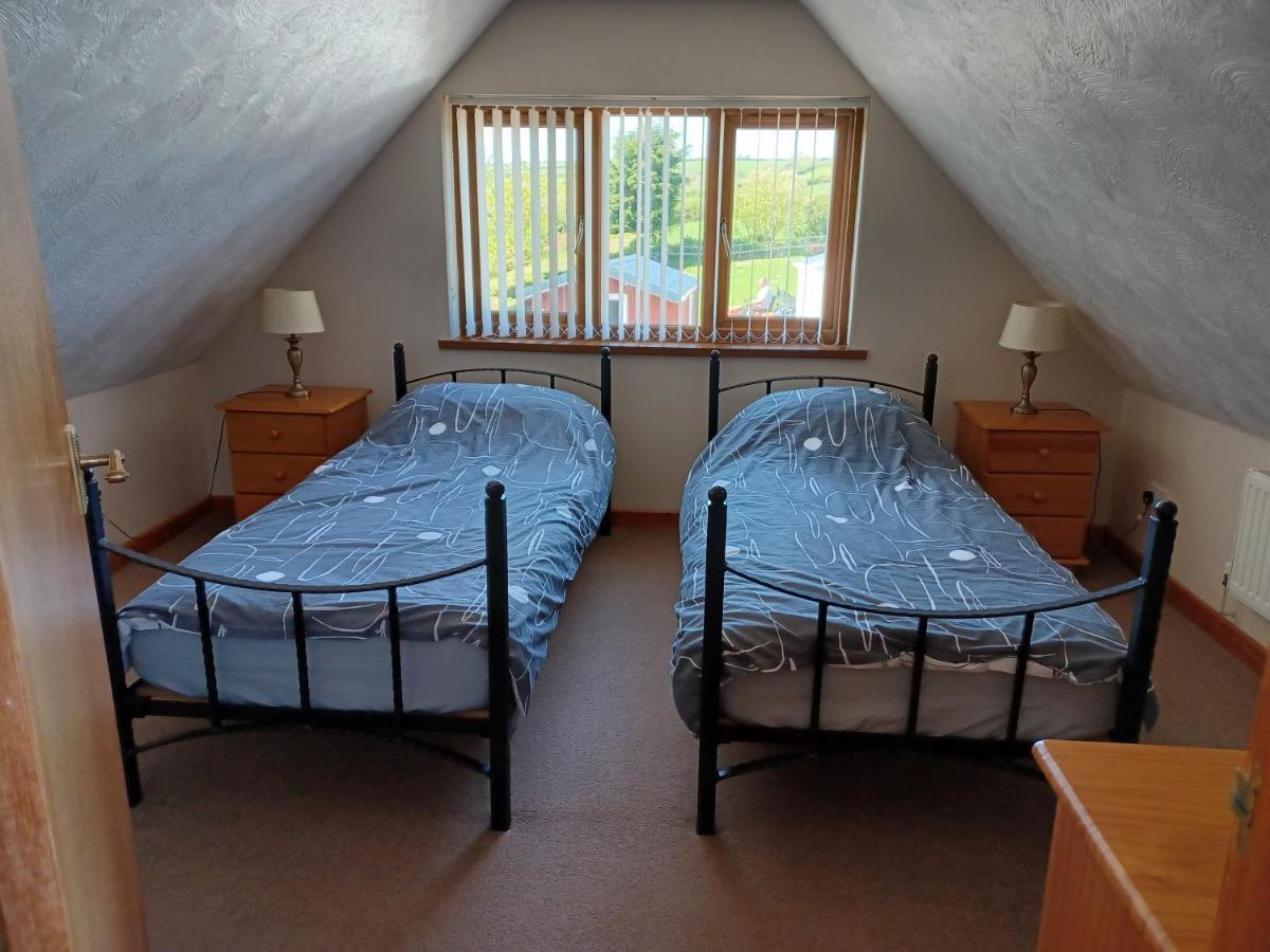 Dunroaming Cottage Pendine Extérieur photo
